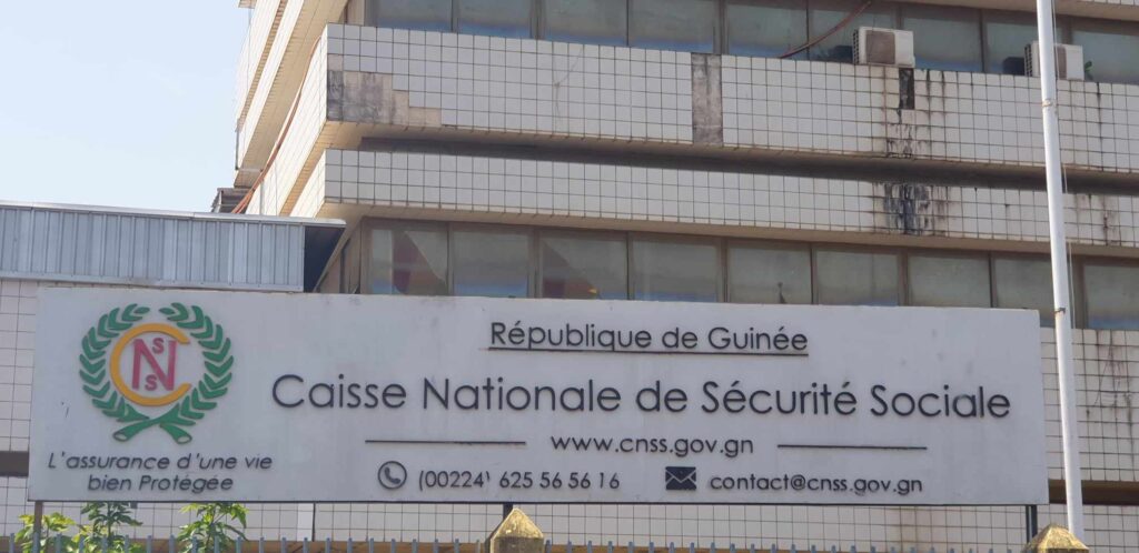Fête de Tabaski 2024 : La caisse Nationale de sécurité sociale de Guinée procédera au processus du versement anticipé, à titre exceptionnel, des rentes viagères et survivants de juin, du lundi 10 au jeudi 13 juin sur toute l’étendue du territoire (communiqué)