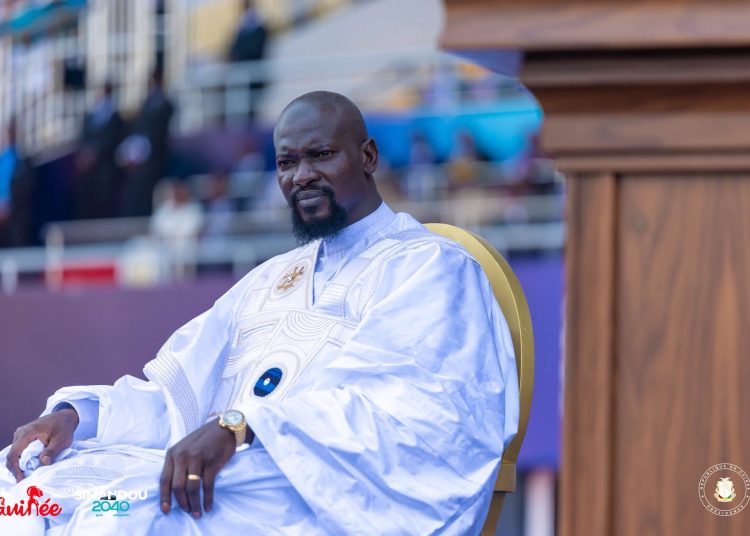 Opération de deguerpissement à Conakry : “Vendre ou vivre au bord des routes expose chaque jour nos mères et nos enfants a des graves risques ” a dit  le président Mamadi Doumbouya 