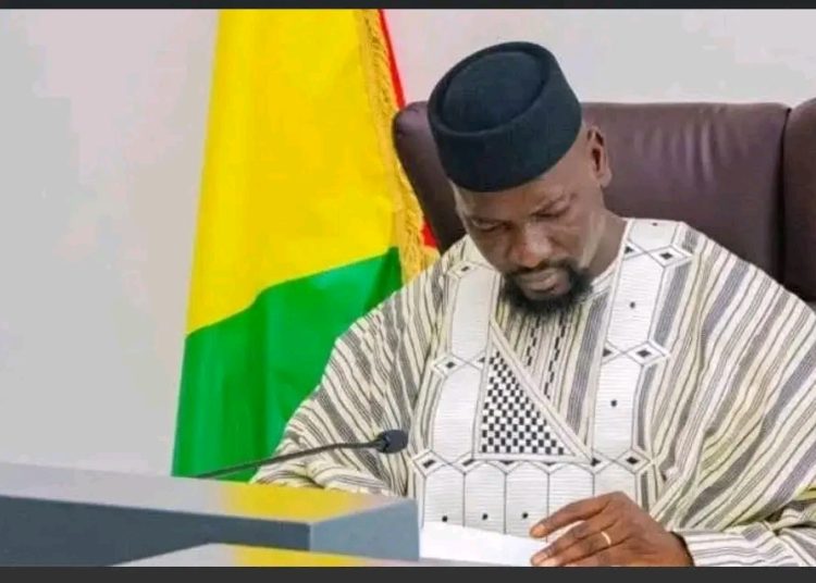 Guinée : Mamadi Doumbouya dévoile la liste partielle du  gouvernement de la 5 ème République  ( décret) 