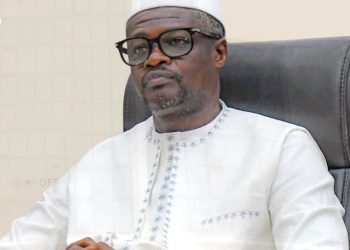 Justice Guinéenne : Le Garde des sceaux Ibrahima Sory 2 Tounkara et plusieurs autres magistrats élevés au rang de Commandeur de l’Ordre national du Mérite